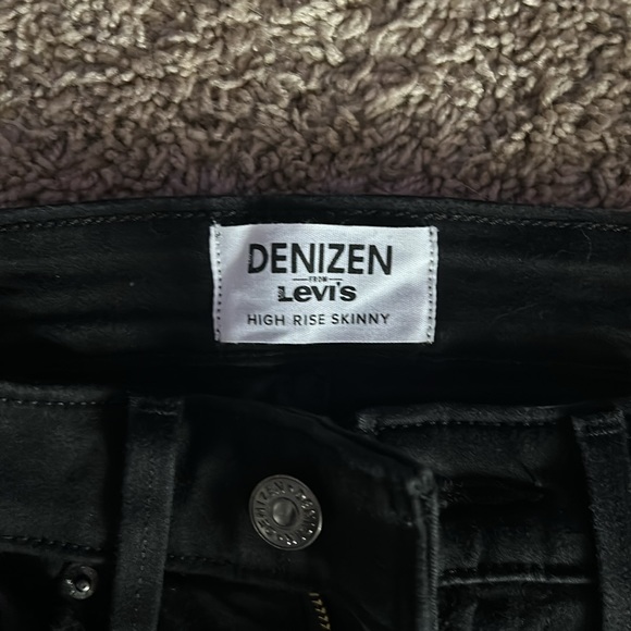 Levi’s high rise skinny jeans Never worn - Picture 2 of 2